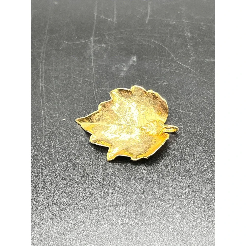 Gold Tone Leaf Pendant Charm Nature Inspired Jewelry Women‎ Accessory Vtg Style